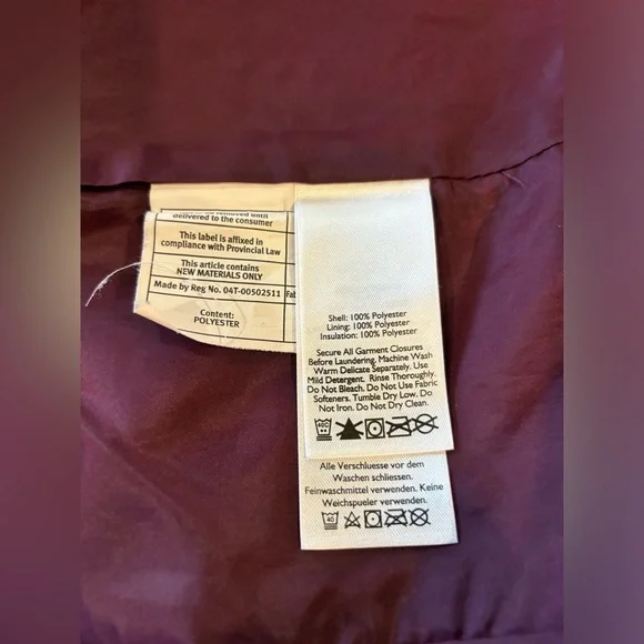 EDDIE BAUER Full Zip Mock Neck Plum Floral Print Puffer Vest Women's Size S - Picture 9 of 9